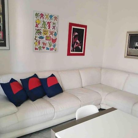Lovely Flat, Super Connected To The Centre,Wifi,4P Mailand Exterior foto