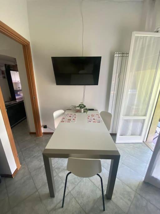 Lovely Flat, Super Connected To The Centre,Wifi,4P Mailand Exterior foto