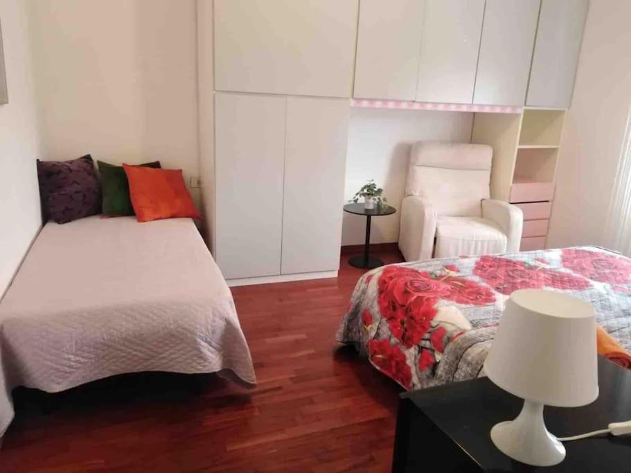 Lovely Flat, Super Connected To The Centre,Wifi,4P Mailand Exterior foto