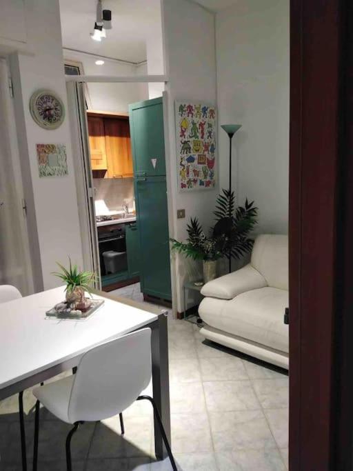 Lovely Flat, Super Connected To The Centre,Wifi,4P Mailand Exterior foto